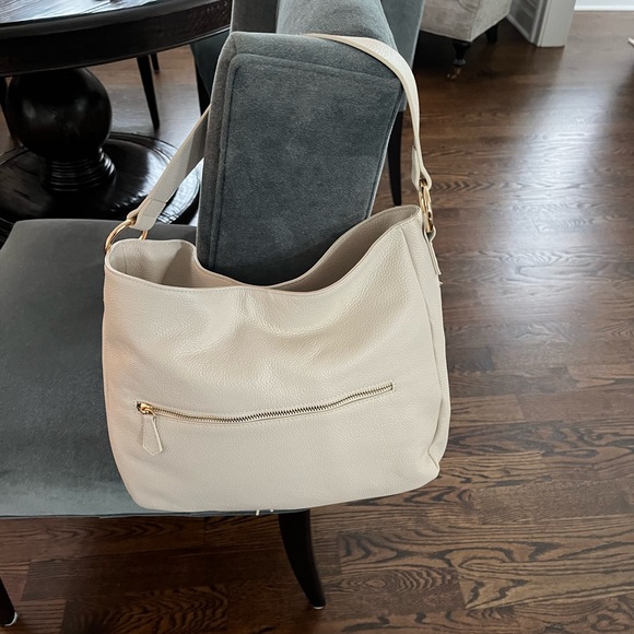 NEW NEVER USED. LAGGO Gorgeous leather bag. Never used. - Picture 3 of 10